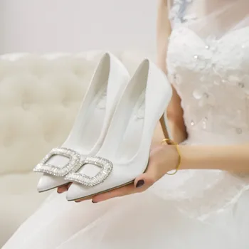 Pavasarį naują nurodė, kalnų krištolas suknelė pokylių nuotakos vestuviniai bateliai baltos spalvos stiletto kulno didelis dydis mažas dydis moterų bendrosios batai 1