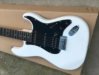 nemokamas pristatymas gamyklos užsakymą naujų nekilnojamojo nuotraukos headstock su spalva ST balta elektrine Gitara, juoda Pickguard SSH pikapas 8pai 2